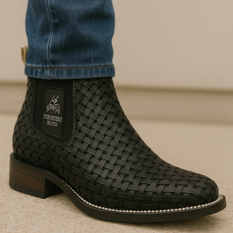 Kit Bota Llanero de Cuero Auténtico con Suela Antideslizante +3 REGALOS: Sombrero, Vaina y Cinturón de Cuero