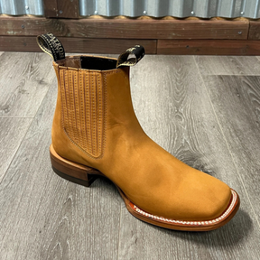 Kit Bota Masculina en Cuero Legítimo y Plantilla Ortopédica + 4 REGALOS: Vaso, Billetera, Cinturón y Sombrero